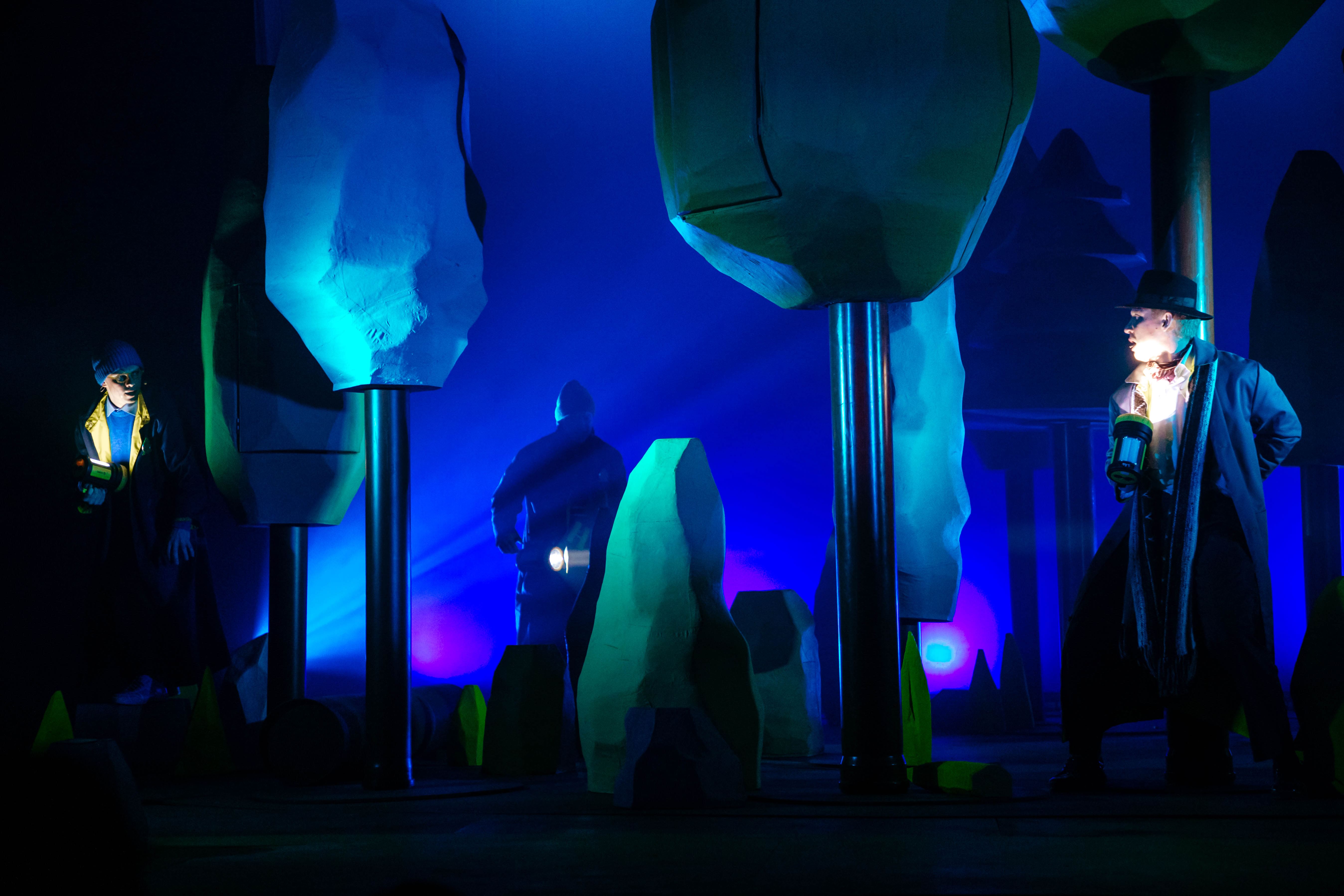 Пушистый злодей и запутанная история: В ТЮЗе представили по-настоящему "Зверский детектив"