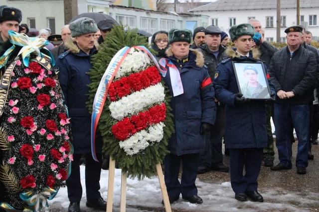В Западной Двине простились с погибшим во время спецоперации на Украине военнослужащим
