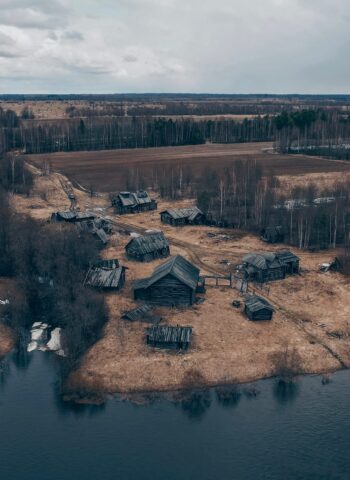 Блогер показала кинодеревню в Тверской области Блогер показала кинодеревню в Тверской области