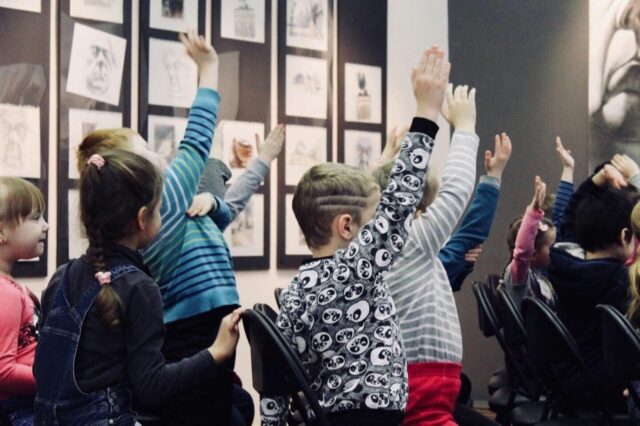 Тверской музейно-выставочный центр приглашает на встречу в честь Дня космонавтики Тверской музейно-выставочный центр приглашает на встречу в честь Дня космонавтики