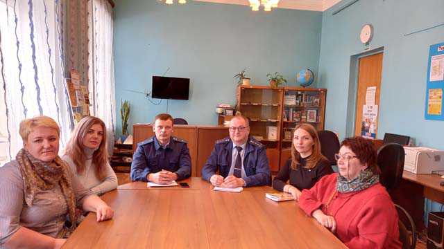 Предприниматели Западной Двины встретились с сотрудниками прокуратуры Предприниматели Западной Двины встретились с сотрудниками прокуратуры