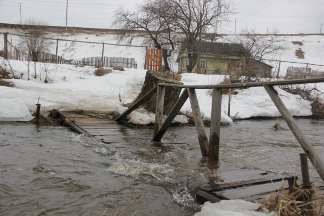 В городе Белый началось весеннее половодье