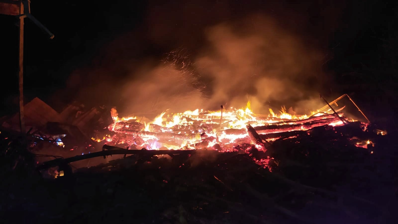В деревне Тверской области пожар унёс жизнь пожилой женщины В деревне Тверской области пожар унёс жизнь пожилой женщины