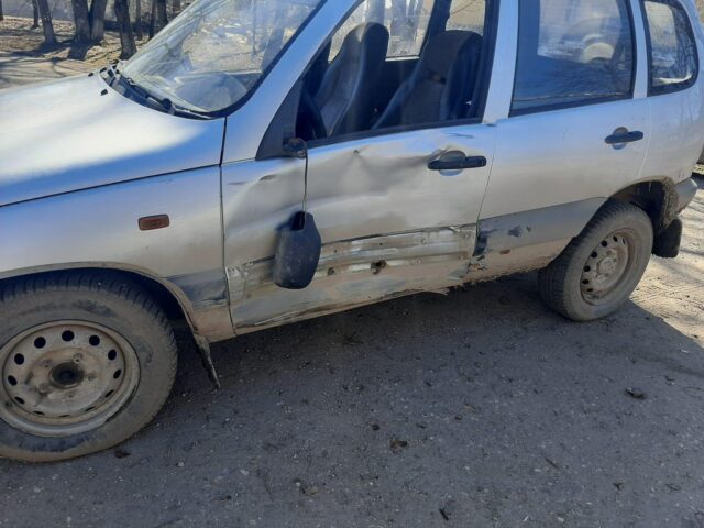 В Тверской области ослепленный солнцем мотоциклист врезался во встречный автомобиль