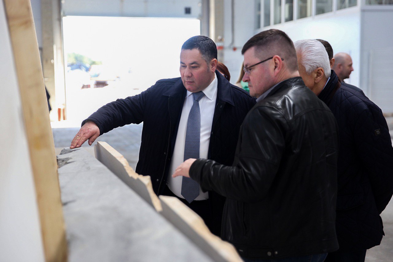 Игорь Руденя посетил камнеобрабатывающий завод в Зубцовском районе