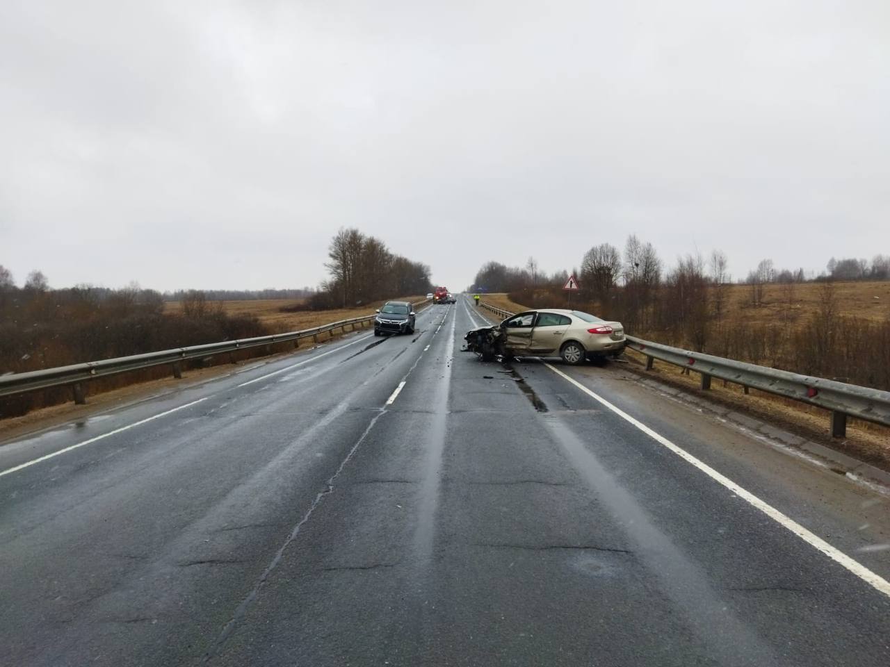 В Тверской области в тройном столкновении пострадали четыре человека В Тверской области в тройном столкновении пострадали четыре человека