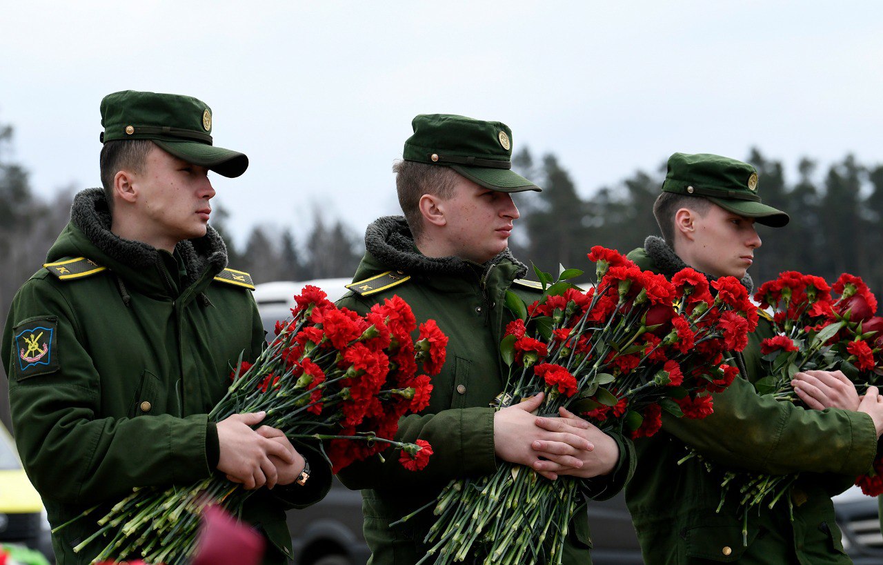 В поселке Сахарово простились с военнослужащим Игорем Лёвкиным, погибшим во время спецоперации на Украине