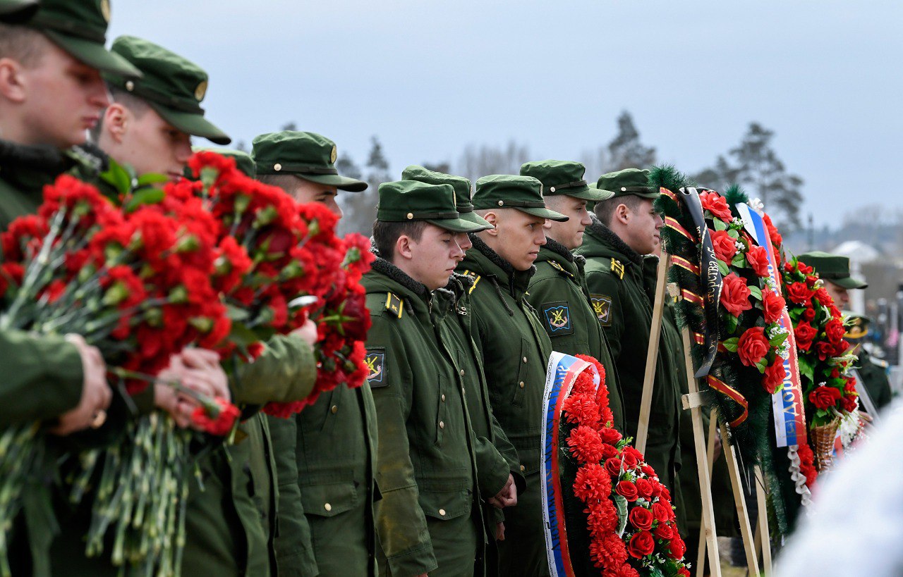 В поселке Сахарово простились с военнослужащим Игорем Лёвкиным, погибшим во время спецоперации на Украине