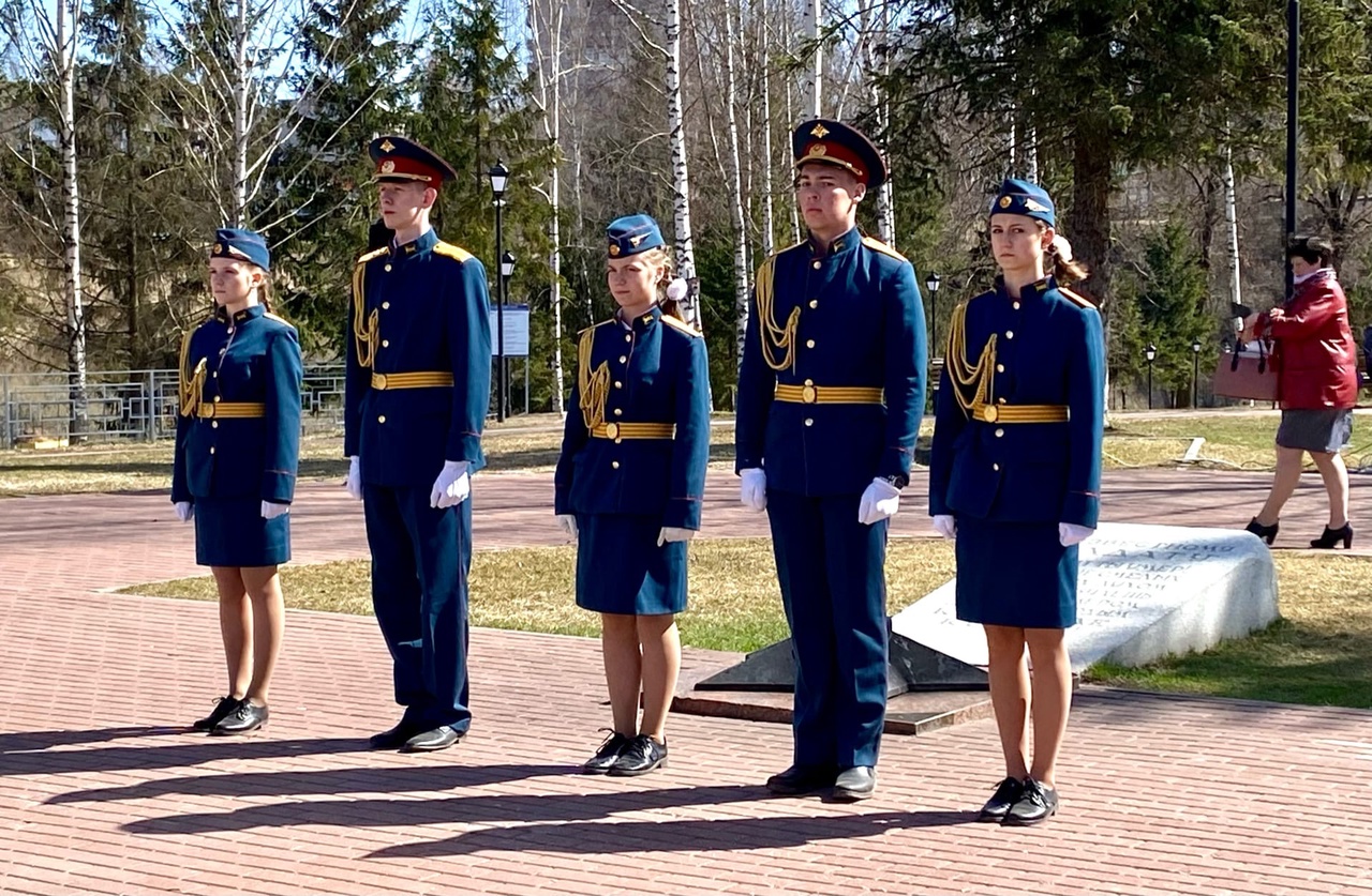 В Ржеве школьники почтили память советских граждан, погибших в годы Великой Отечественной войны