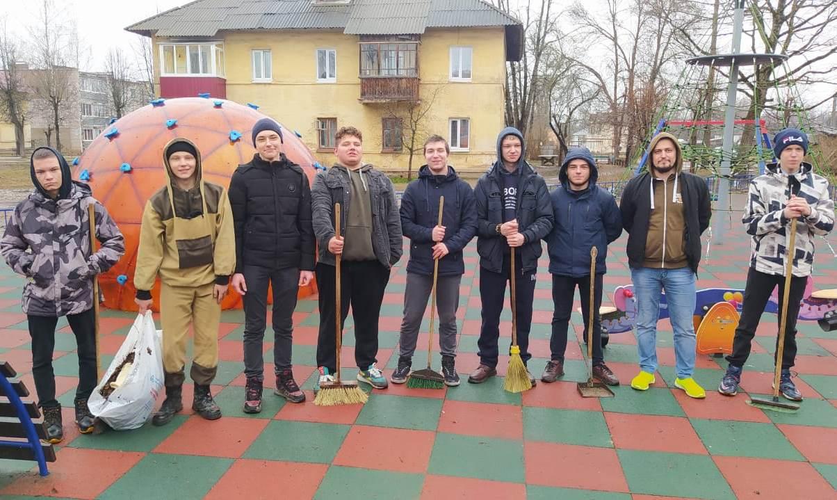 В городе Нелидово прошел субботник