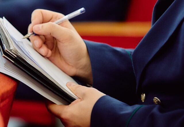 В Тверской области женщина нарушила права детей при использовании маткапитала В Твери 3-летний ребенок оказался один на балконе, пока его мать спала