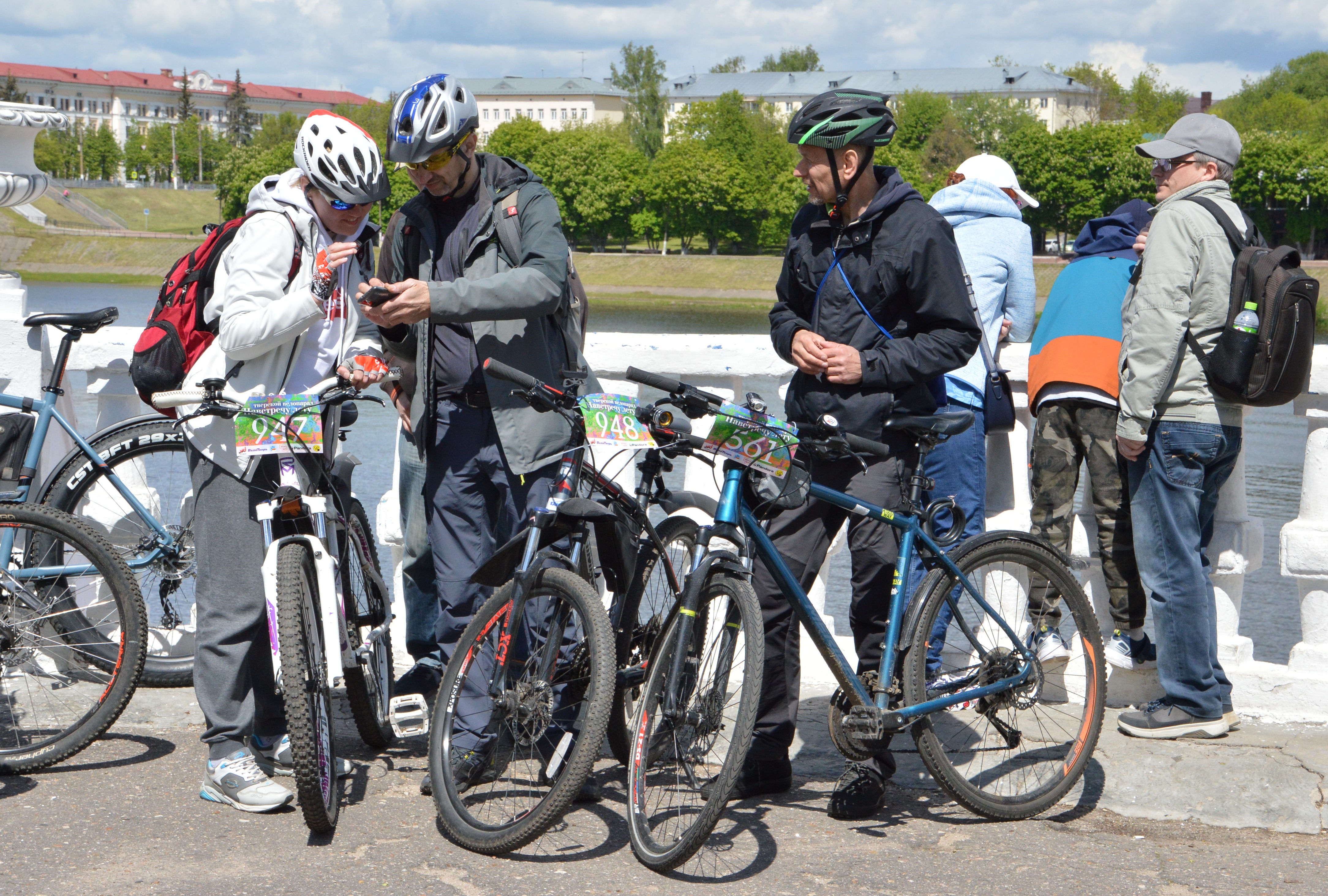 В Твери вновь прошел велопарад «Навстречу лету»