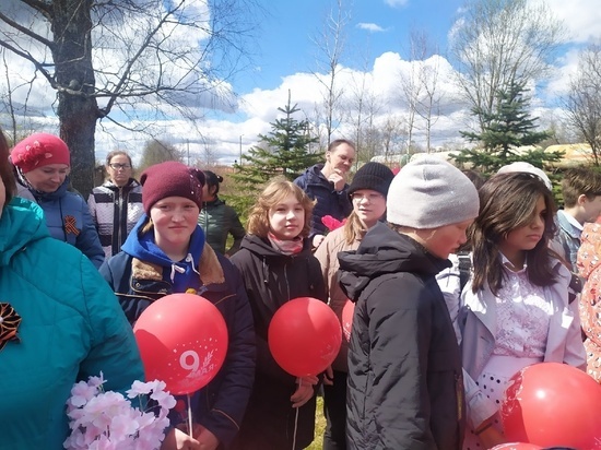 В Тверской области школьники почтили память о героях Победы В Тверской области школьники почтили память о героях Победы