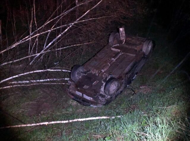 В Тверской области молодой водитель разогнался и съехал в кювет В Тверской области молодой водитель разогнался и съехал в кювет