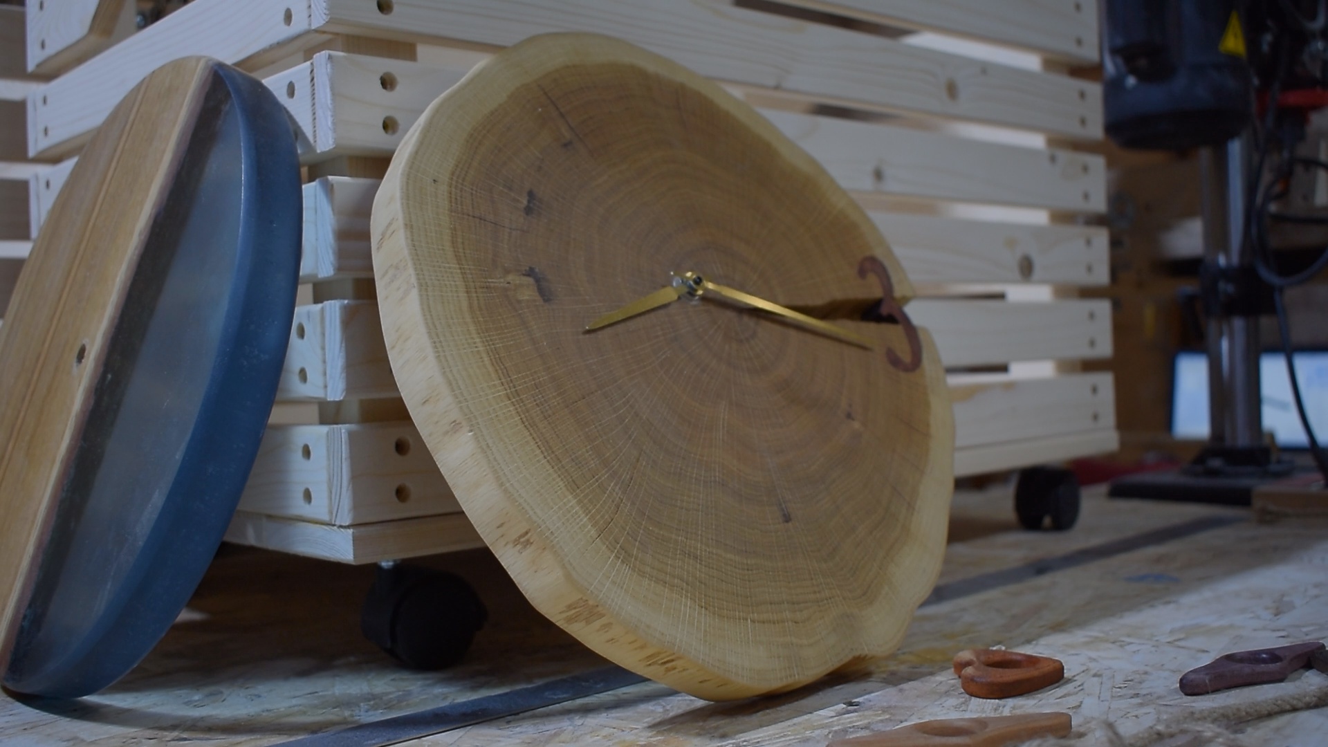 Сделано в Твери: мастерская по созданию авторских предметов интерьера «Knock on Wood» Сделано в Твери: мастерская по созданию авторских предметов интерьера «Knock on Wood»