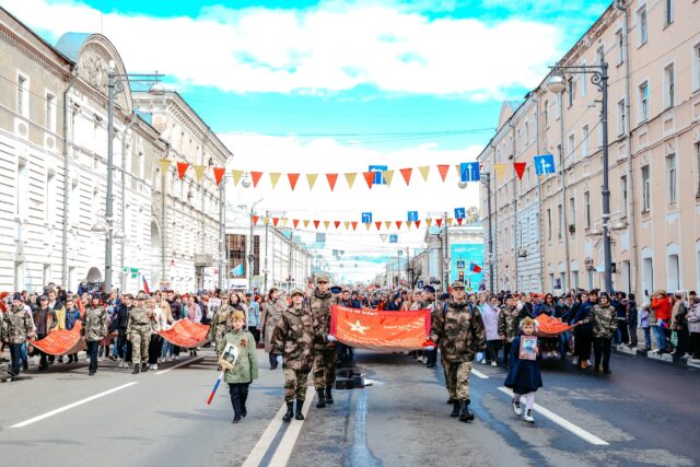 В Твери 39 тысяч человек приняли участие в шествии «Бессмертного полка»