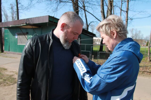 Нелидовское местное отделение партии «Единая Россия» принимает участие в патриотических акциях Нелидовское местное отделение партии «Единая Россия» принимает участие в патриотических акциях