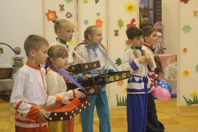 Вышневолоцкий музей в свой праздник провел мероприятия для детей Вышневолоцкий музей в свой праздник провел мероприятия для детей