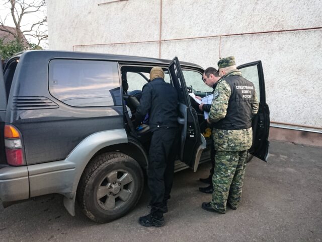 Суд вынес приговор группе "черных риелторов", убившей женщину в Тверской области Суд вынес приговор группе "черных риелторов", убившей женщину в Тверской области