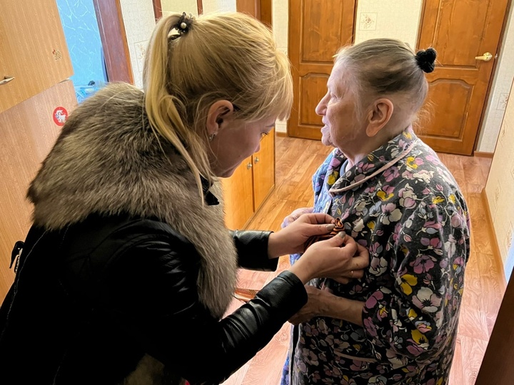 В Оленино детей войны поздравили с праздником Великой Победы