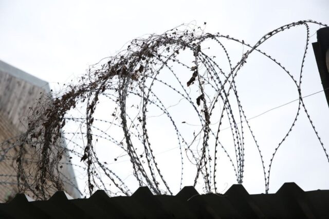 За совершение четырех преступлений жителя Тверской области отправят в колонию-поселение Житель Москвы поджёг в Твери автомобиль BMW