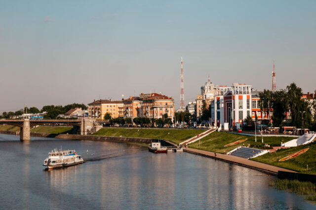 В Тверской области началась трехдневная рабочая неделя Известный блогер Ида Галич посетила Тверь