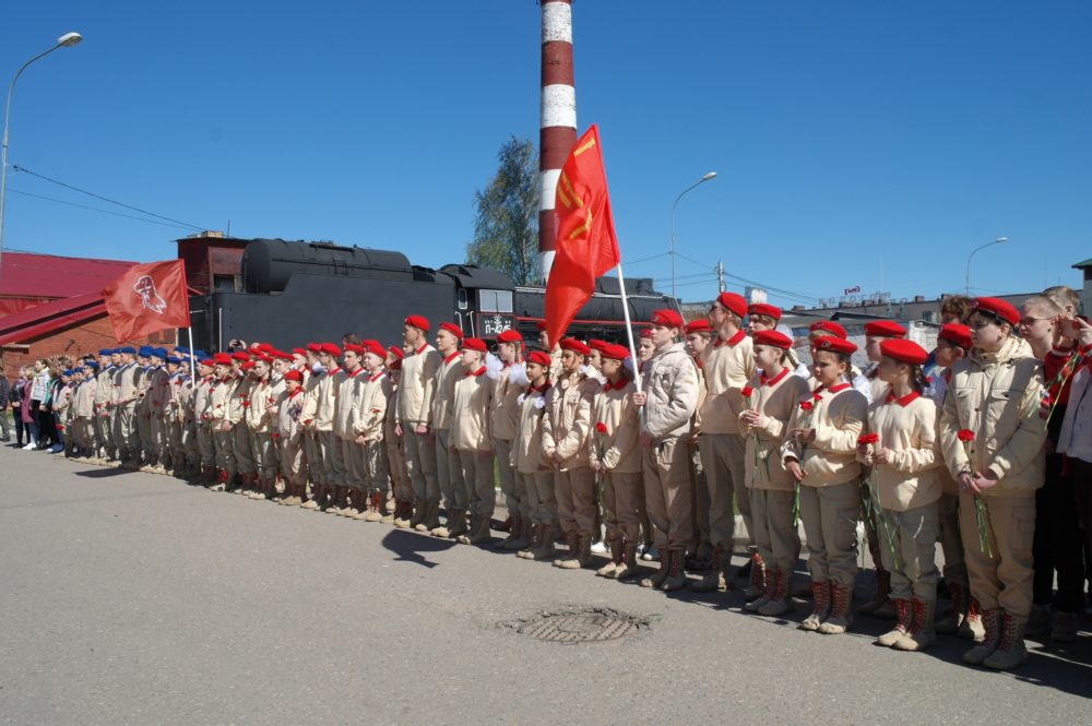 В Бологое прошло патриотическое мероприятие в честь лётчика-истребителя