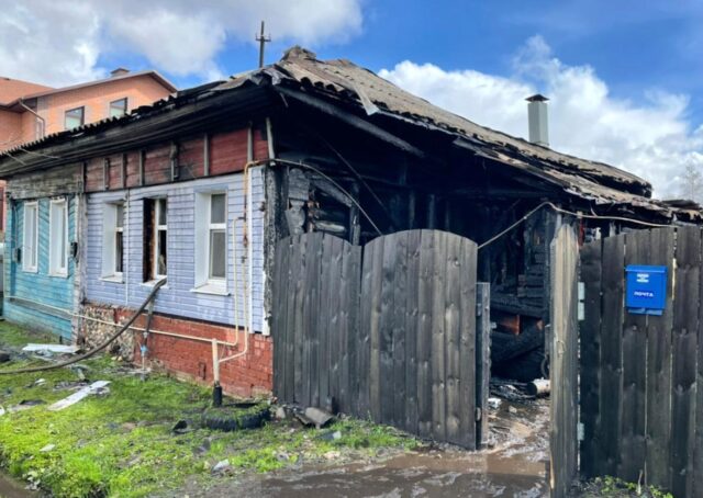 В Бежецке при пожаре погиб мужчина В Бежецке при пожаре погиб мужчина