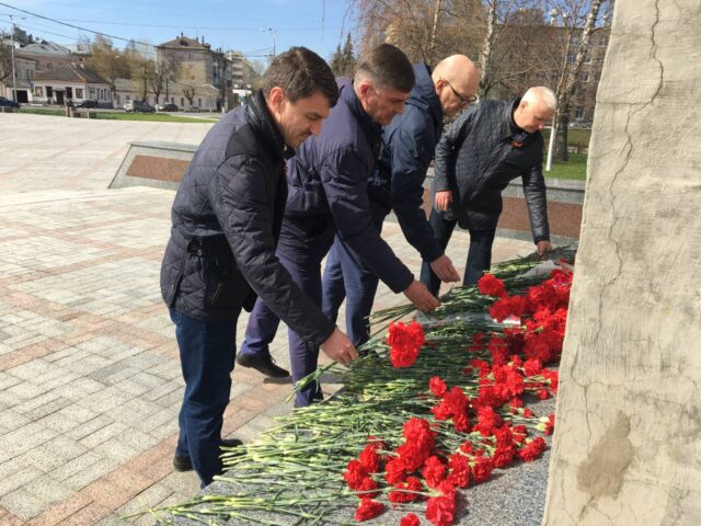 Сотрудники филиала «Россети Центр» - «Тверьэнерго» провели памятные акции, посвященные 77-летию Великой Победы