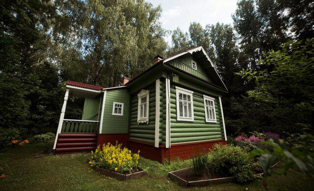 В «карачаровском» домике в Тверской области отмечают 130-летие со дня рождения И.С. Соколова-Микитова В «карачаровском» домике в Тверской области отмечают 130-летие со дня рождения И.С. Соколова-Микитова