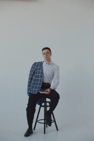 Максим Некрасов: Было много лишений, мучений и боли, но наш народ справился Максим Некрасов:. Было много лишений, мучений и боли, но наш народ справился