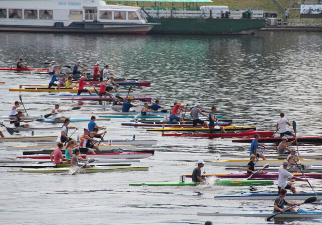Во Всероссийской регате памяти Афанасия Никитина в Твери принимают участие больше 300 спортсменов