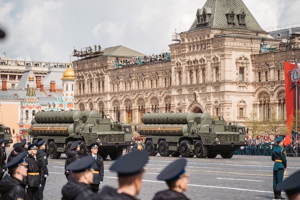 Фронтовики из Тверской области, суворовцы и курсантки ВКО приняли участие в Параде Победы в Москве