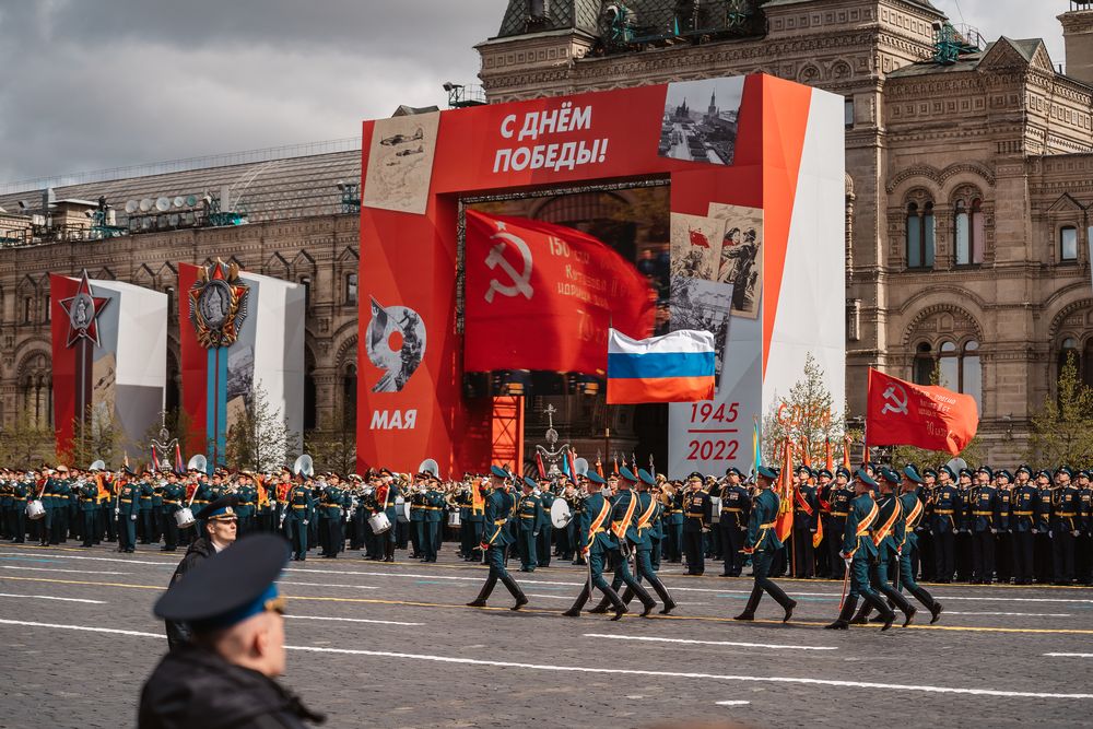 Фронтовики из Тверской области, суворовцы и курсантки ВКО приняли участие в Параде Победы в Москве