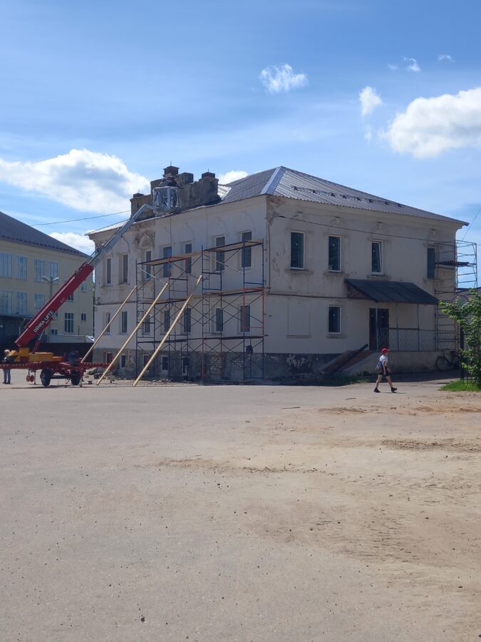 В Торопце начали ремонт фасадов старинных зданий В Торопце начали ремонт фасадов старинных зданий