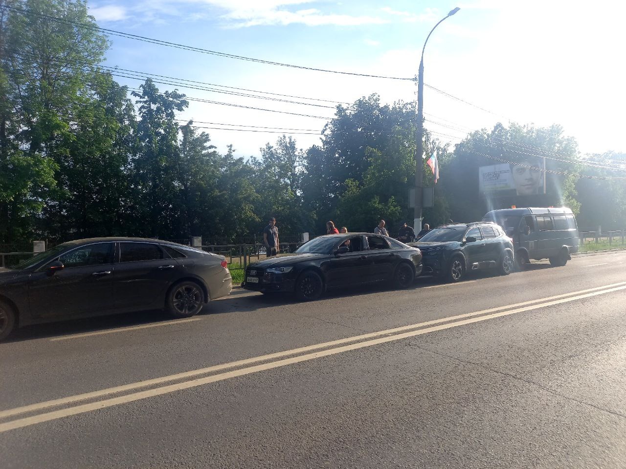 В Твери столкнулись 4 автомобиля В Твери столкнулись 4 автомобиля