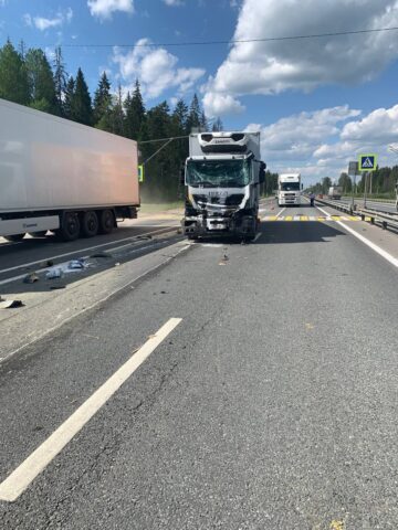 В Тверской области дорожный рабочий получил травмы в ДТП