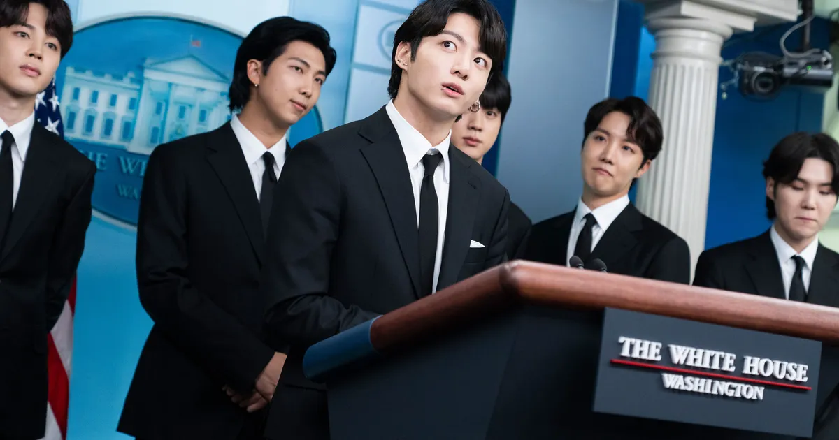 Южнокорейская группа BTS призвала американцев перестать быть расистами Южнокорейская группа BTS призвала американцев перестать быть расистами