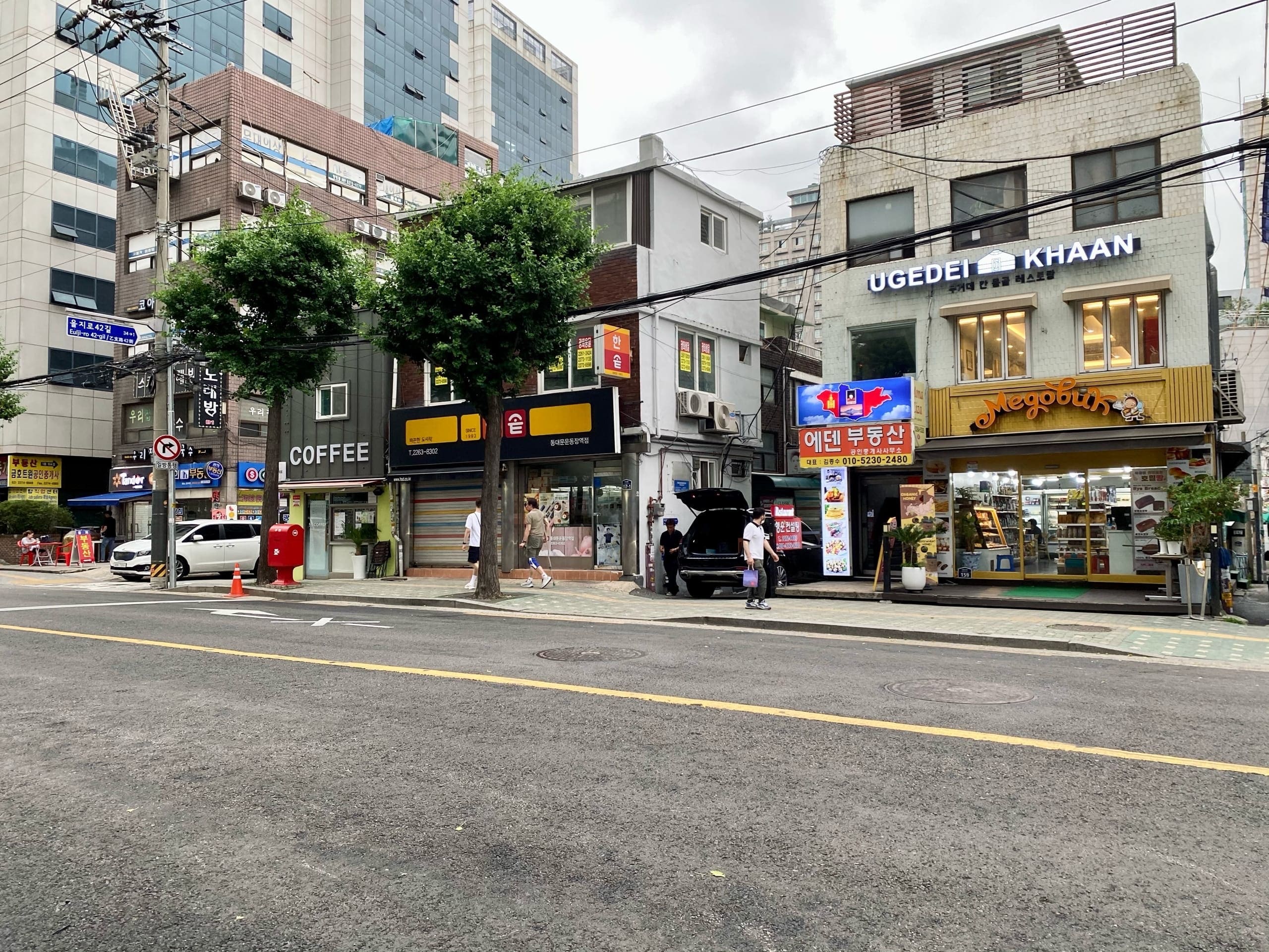 О квасе и колбасе: какие привычные русскому человеку продукты можно купить в Сеуле