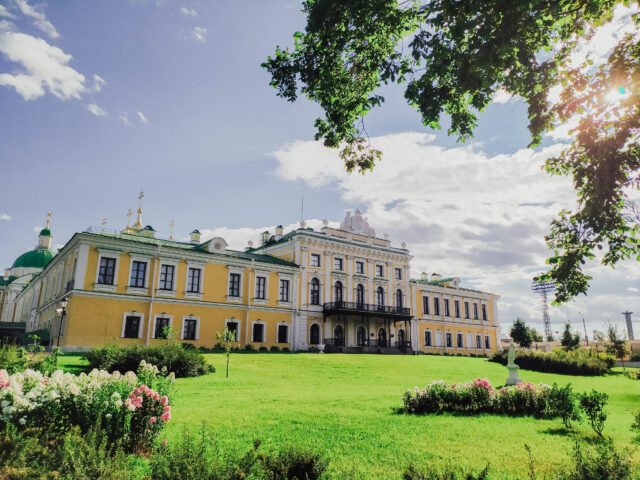 Жителей Твери приглашают на музейно-музыкальную программу "Песни военных лет" Жителей Твери приглашают на музейно-музыкальную программу "Песни военных лет"