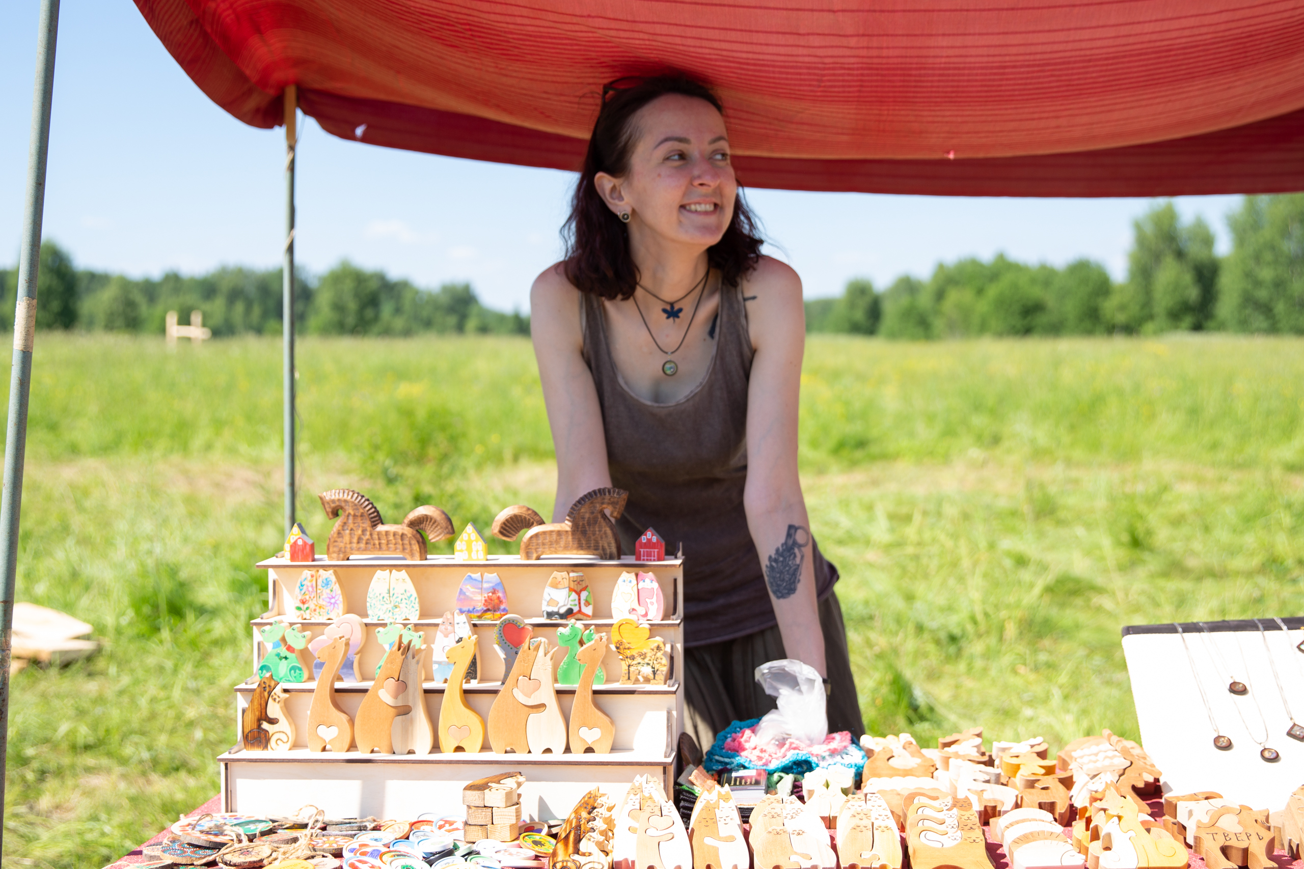 Народные ремесла и купальская мистерия: Как в Тверской области прошел фестиваль русской традиции «Купала»