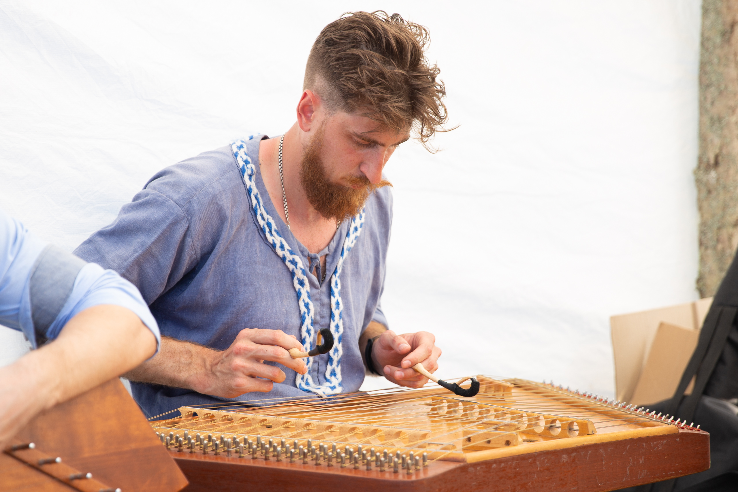 Народные ремесла и купальская мистерия: Как в Тверской области прошел фестиваль русской традиции «Купала»