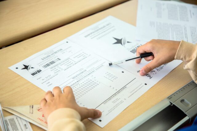 В Тверской области десять выпускников получили 100 баллов на ЕГЭ по истории В Тверской области десять выпускников получили 100 баллов на ЕГЭ по истории