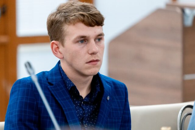 Сергей Морозов: За нами правда и Победа Сергей Морозов: В этом году 9 мая проходит в новых для страны условиях