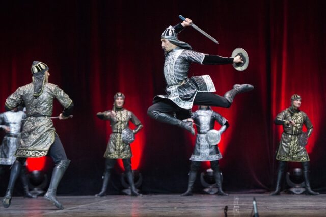 В Твери выступит ансамбль танца «Алан» В Твери выступит ансамбль танца «Алан»