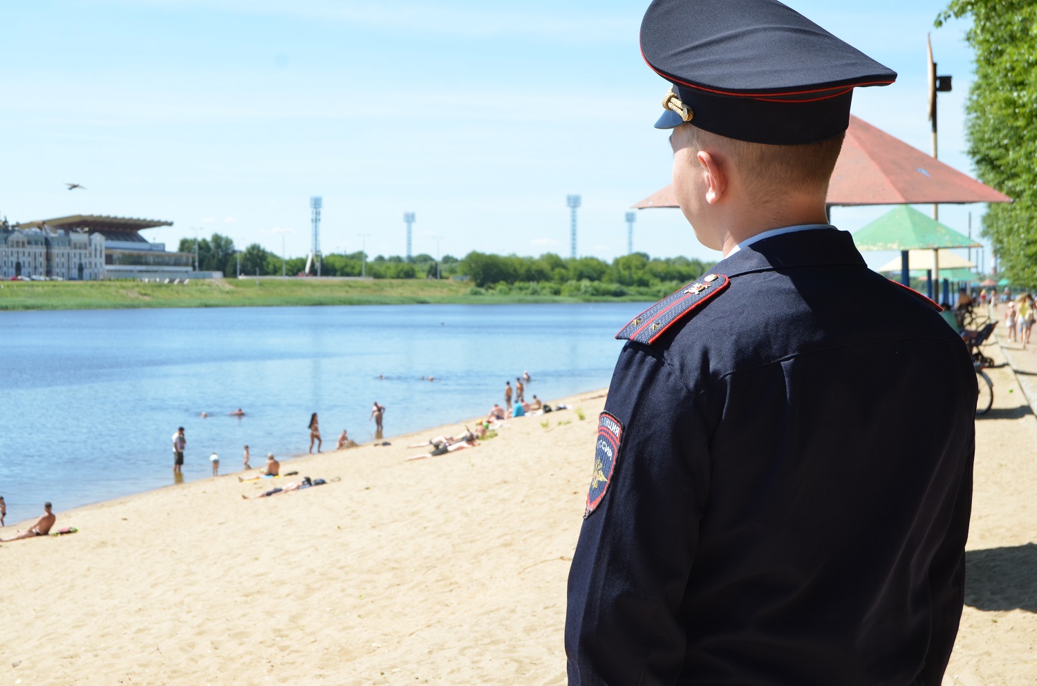 В Лихославльском районе школьники купались в опасном водоеме