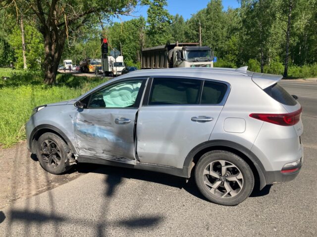 В Твери в ДТП пострадал мотоциклист В Твери в ДТП пострадал мотоциклист