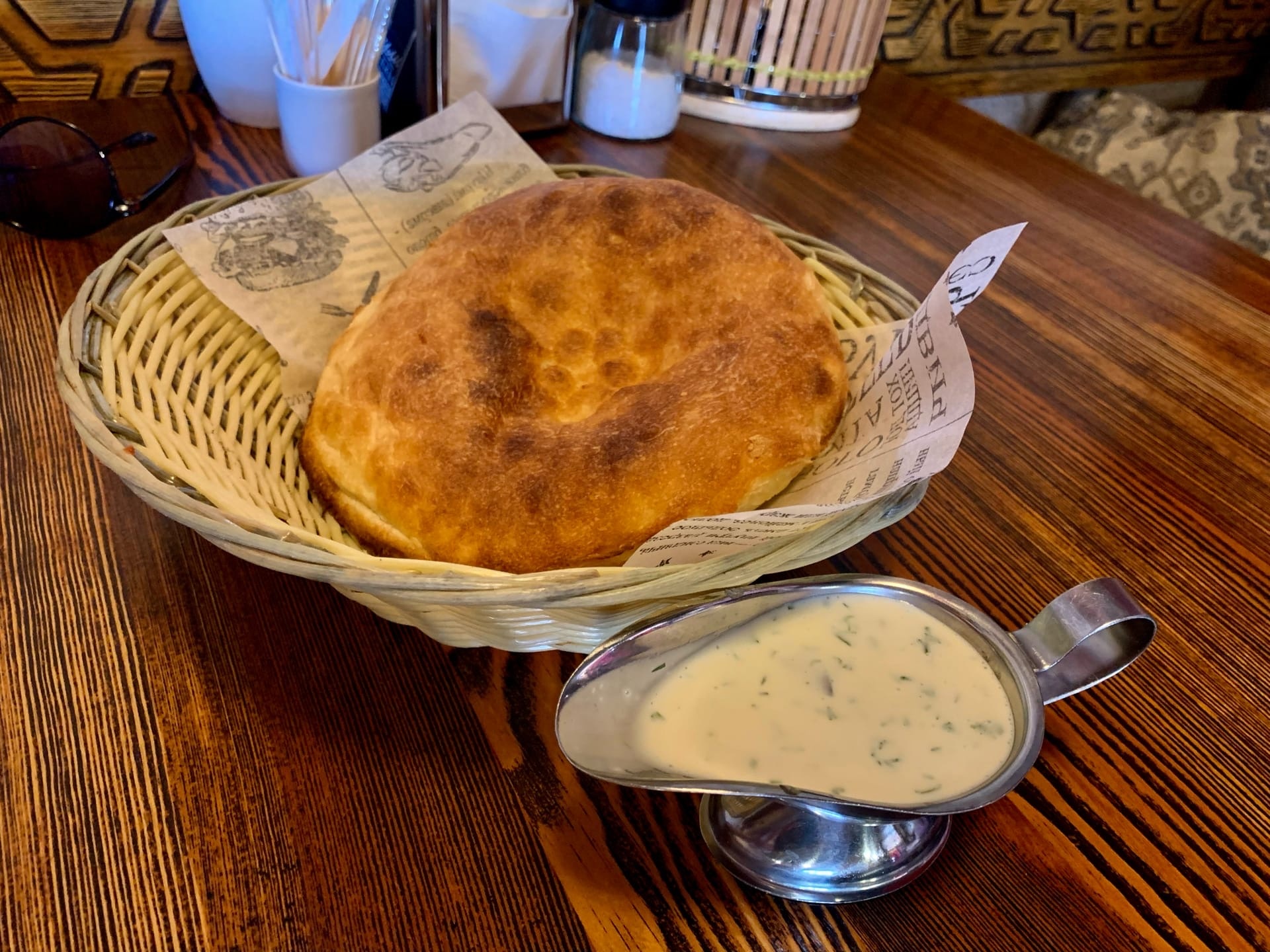 Поели за вас: вкуснейшие соусы и полкило шаурмы