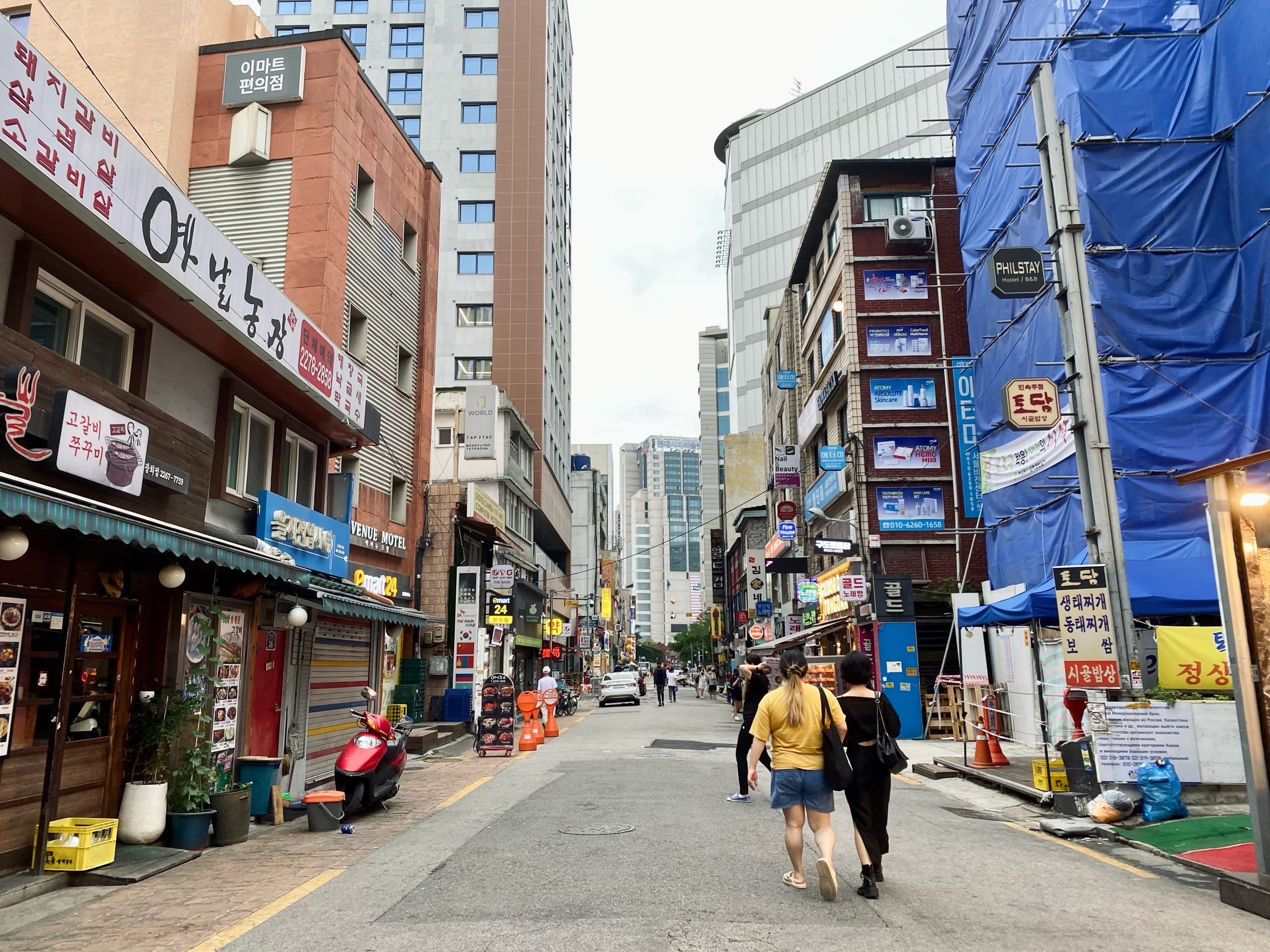 О квасе и колбасе: какие привычные русскому человеку продукты можно купить в Сеуле