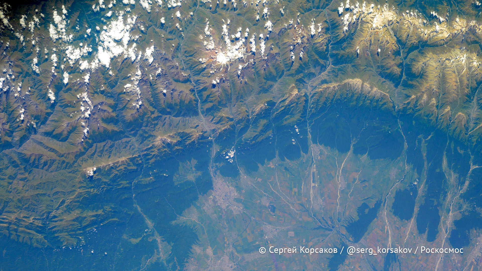 Космонавт Сергей Корсаков поделился фотографиями российских озёр Космонавт Сергей Корсаков поделился фотографиями российских озёр